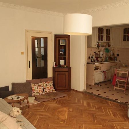 Elie'S Home Varna Bagian luar foto